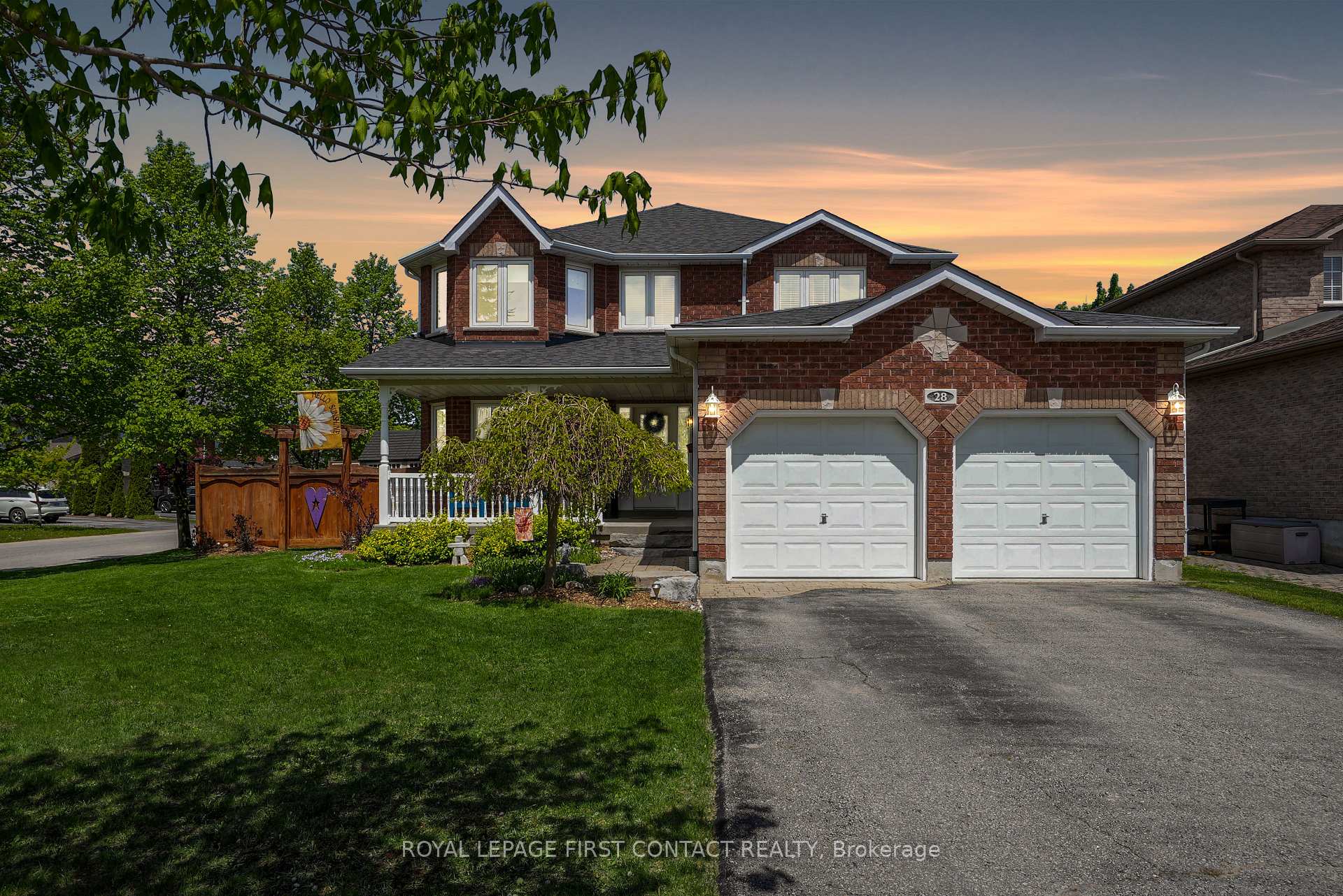 Photo 1 of 28 Carley Crescent, Barrie, Painswick South — HOMEH