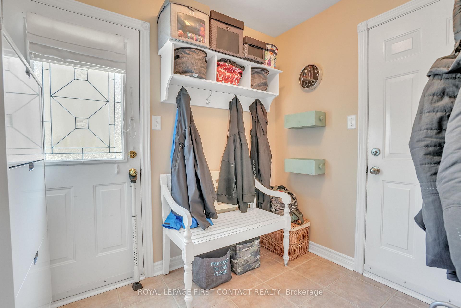 Photo 18 of 28 Carley Crescent, Barrie, Painswick South — HOMEH