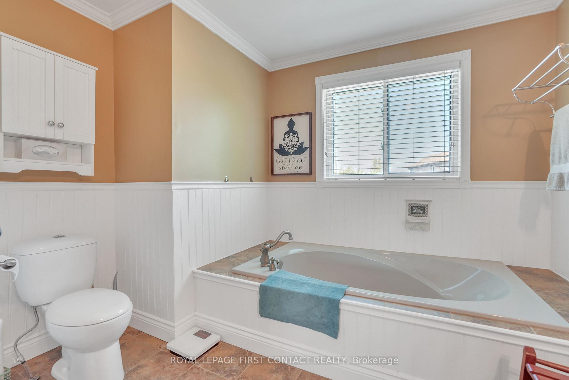 Photo 25 of 28 Carley Crescent, Barrie, Painswick South — HOMEH
