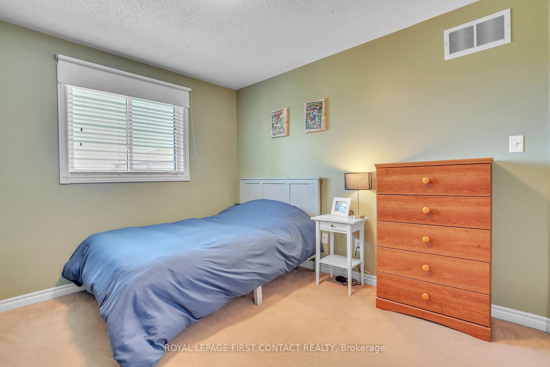 Photo 30 of 28 Carley Crescent, Barrie, Painswick South — HOMEH
