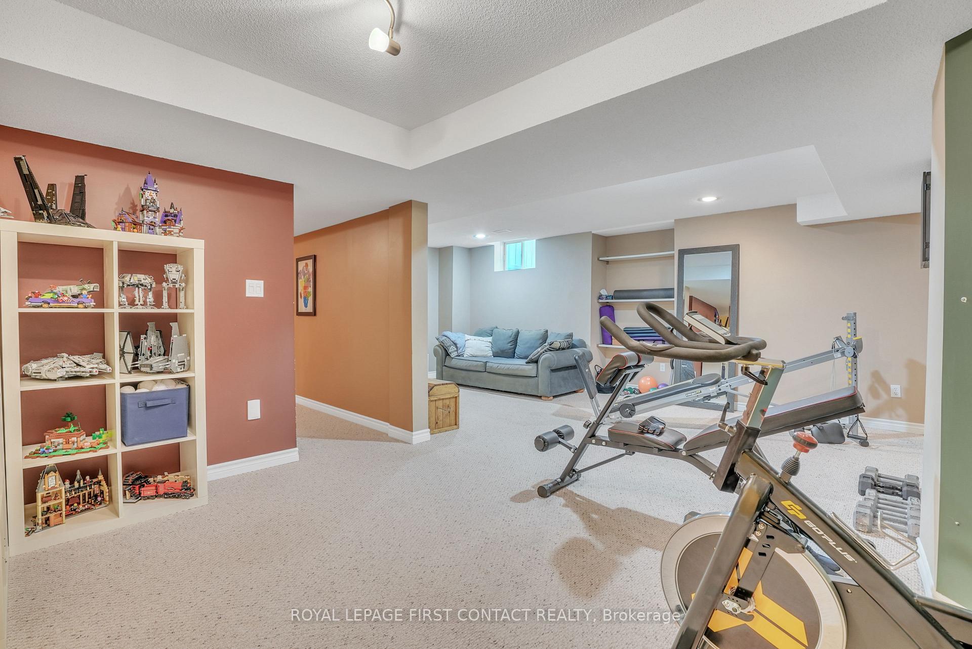 Photo 33 of 28 Carley Crescent, Barrie, Painswick South — HOMEH