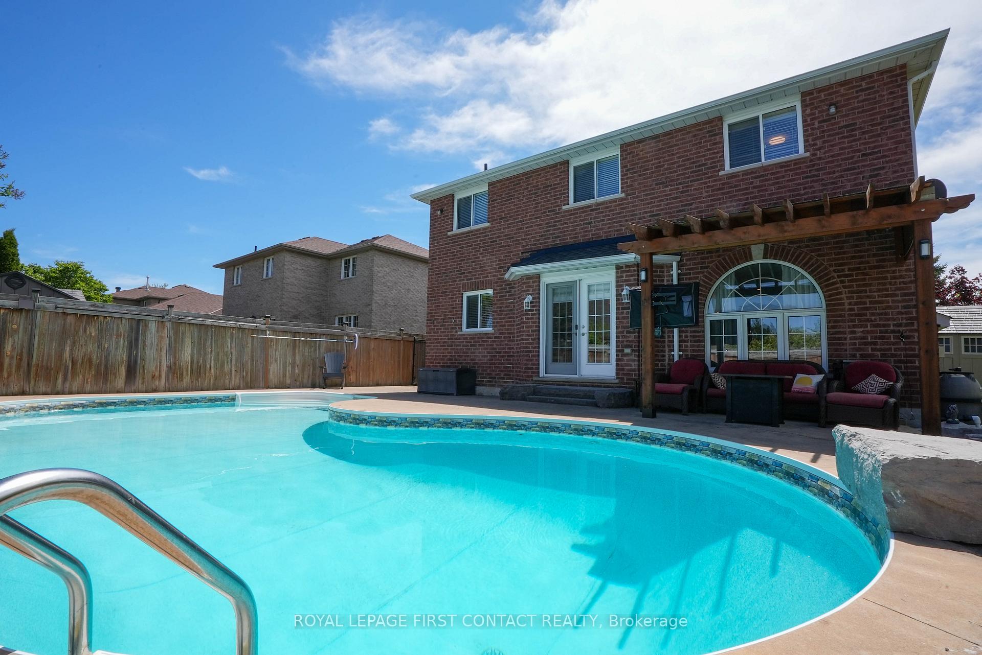 Photo 40 of 28 Carley Crescent, Barrie, Painswick South — HOMEH