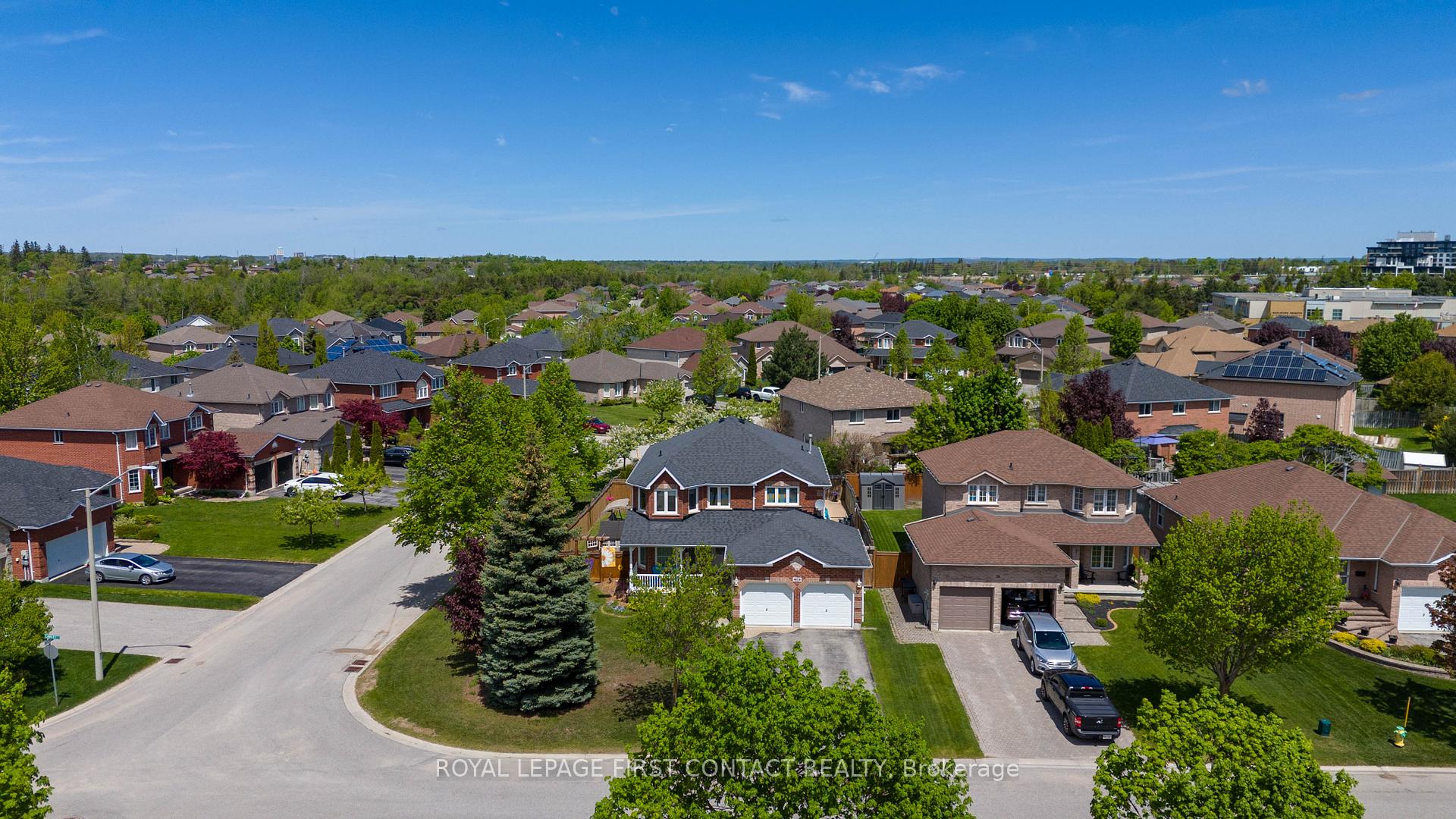 Photo 45 of 28 Carley Crescent, Barrie, Painswick South — HOMEH