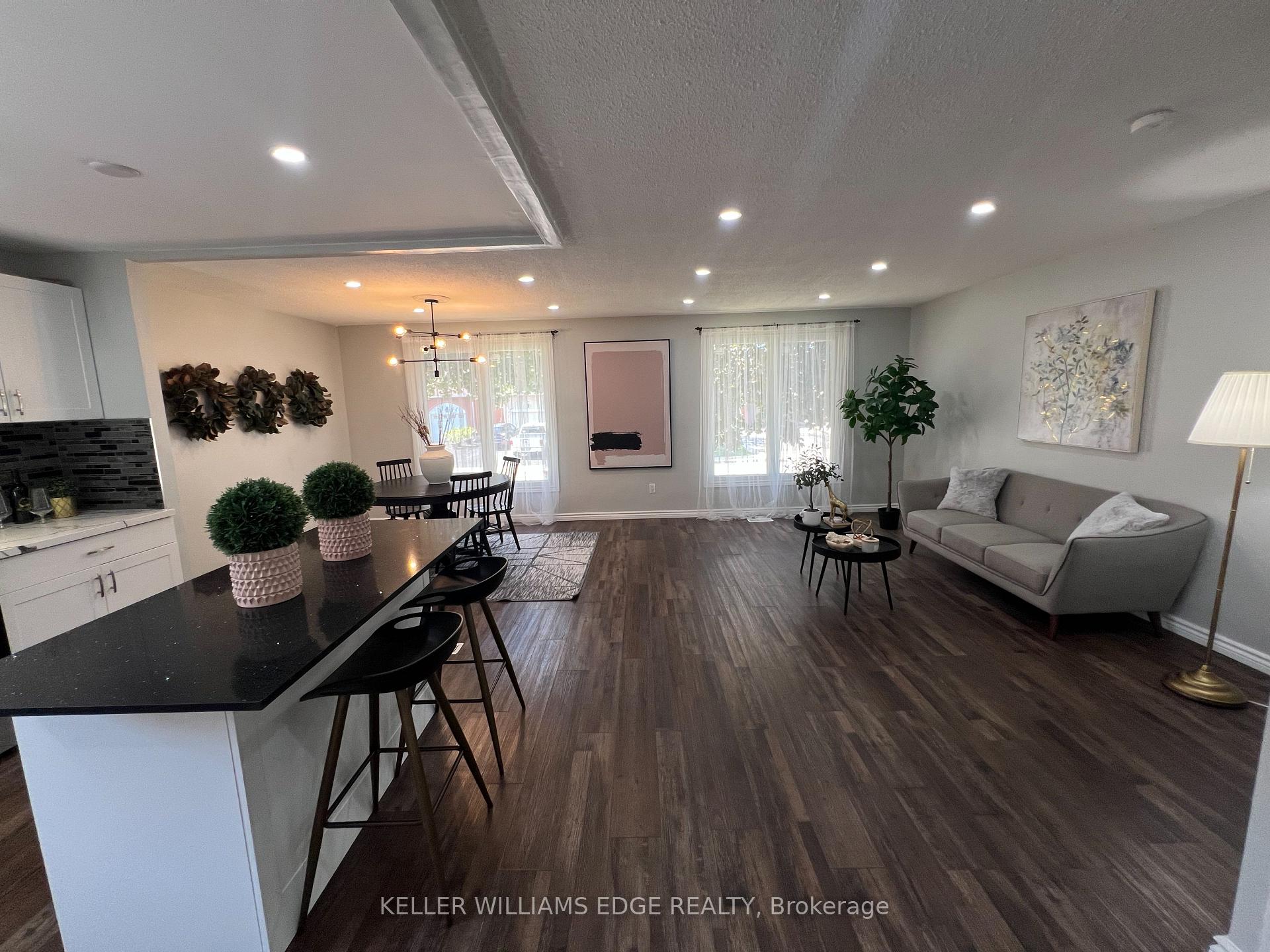 Photo 5 of 228 Lawnhurst Court, Hamilton, Lawfield — HOMEH