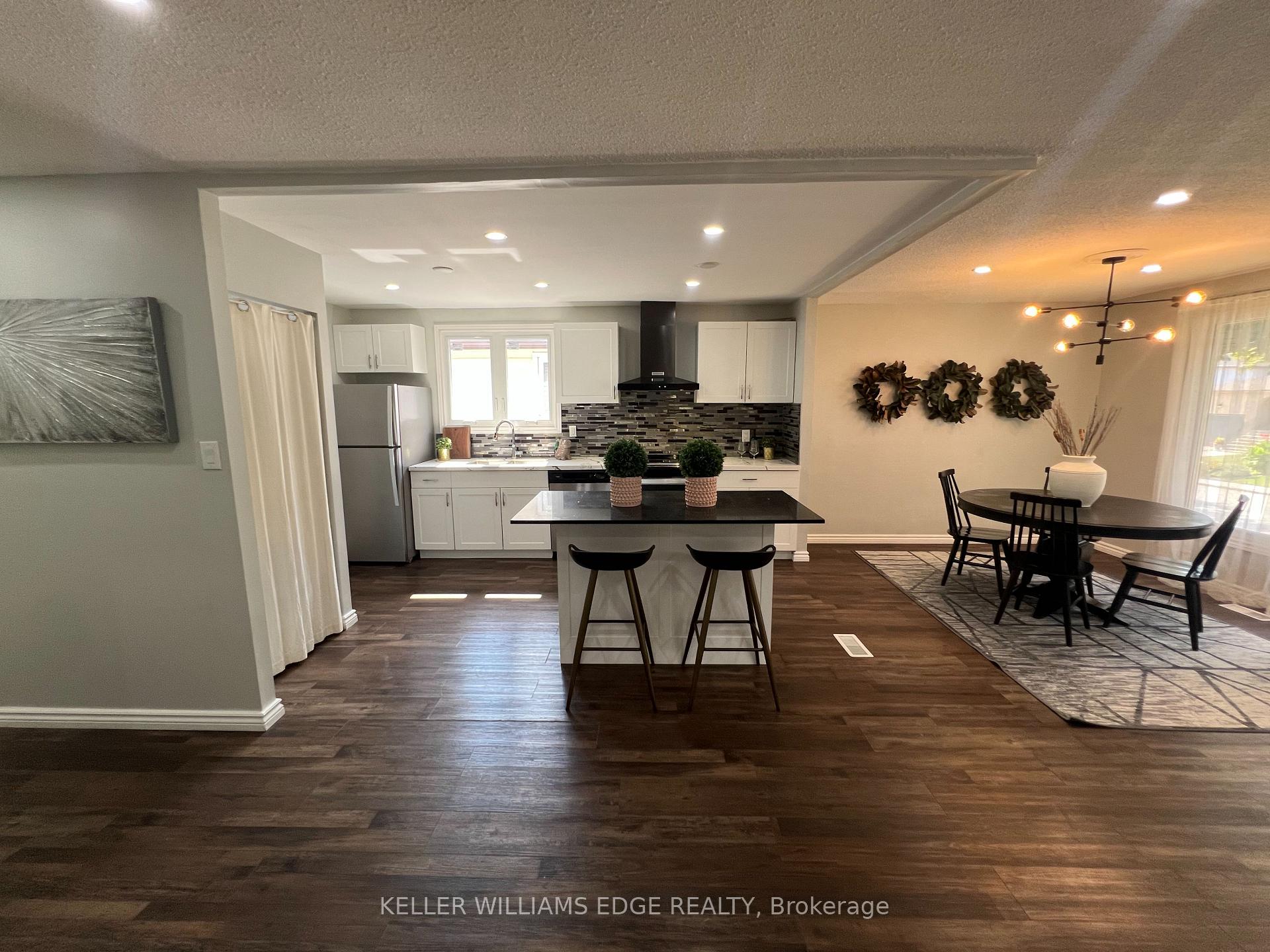 Photo 6 of 228 Lawnhurst Court, Hamilton, Lawfield — HOMEH