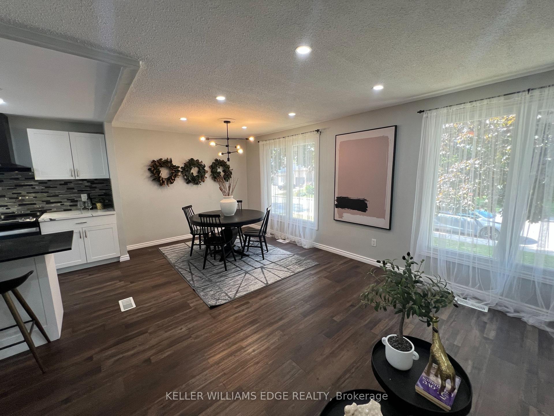 Photo 9 of 228 Lawnhurst Court, Hamilton, Lawfield — HOMEH
