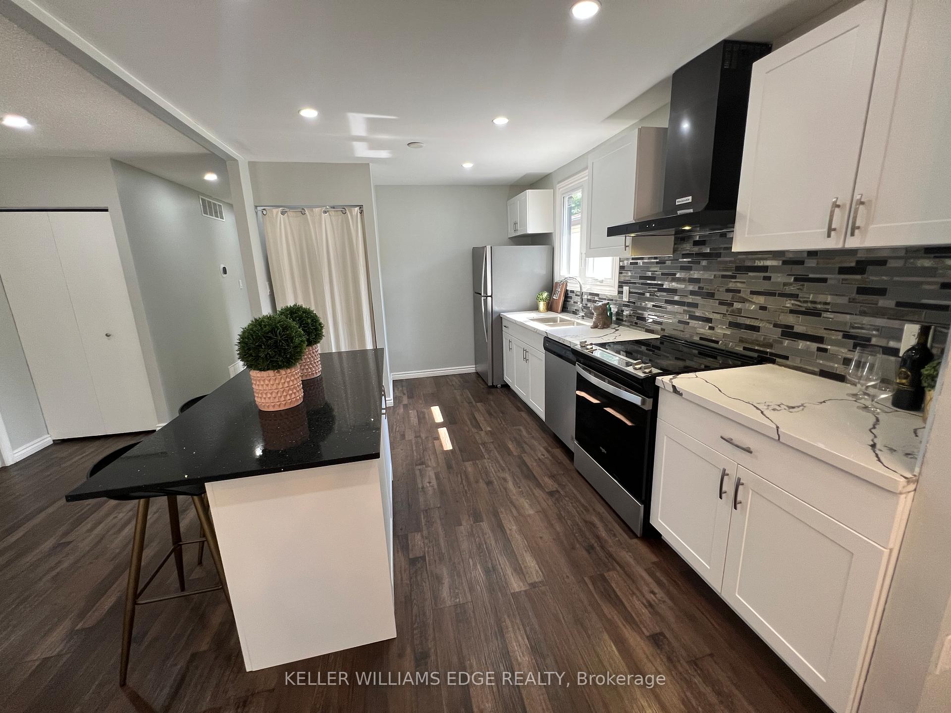 Photo 14 of 228 Lawnhurst Court, Hamilton, Lawfield — HOMEH