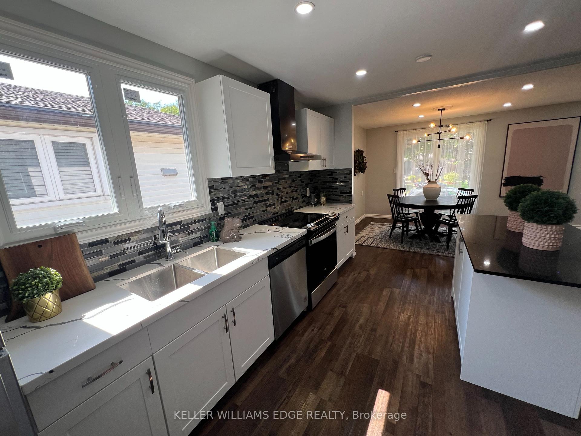 Photo 16 of 228 Lawnhurst Court, Hamilton, Lawfield — HOMEH