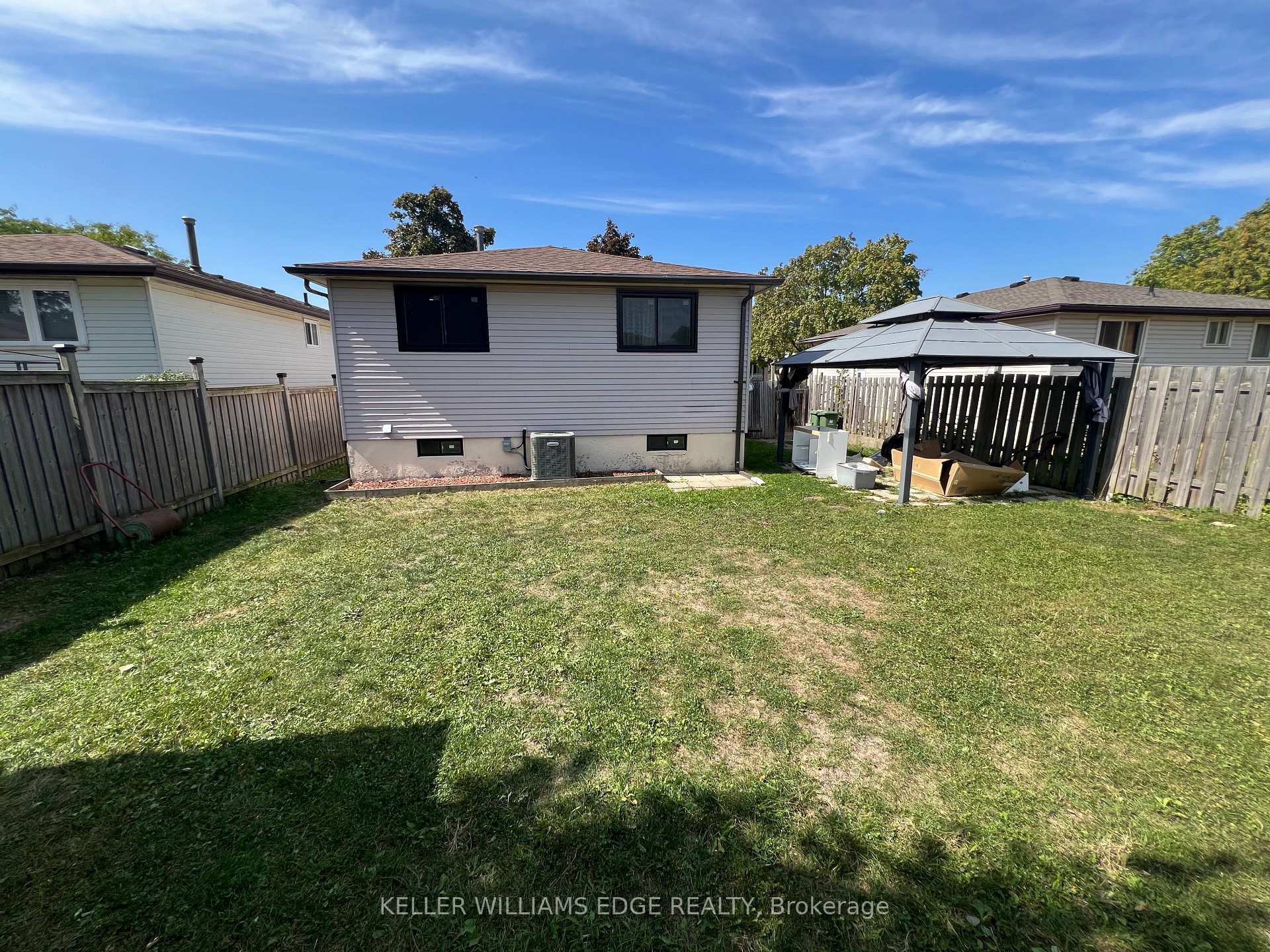 Photo 41 of 228 Lawnhurst Court, Hamilton, Lawfield — HOMEH