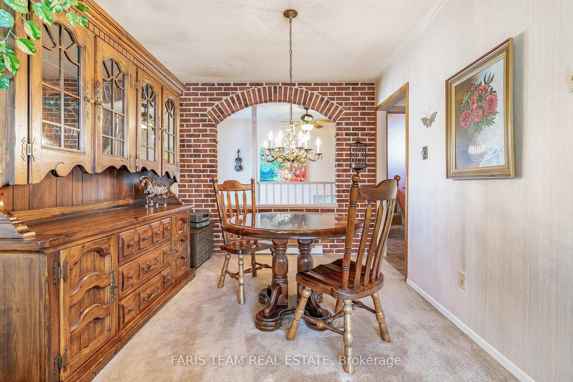 Photo 7 of 47 Briar Road, Barrie, Allandale Heights — HOMEH