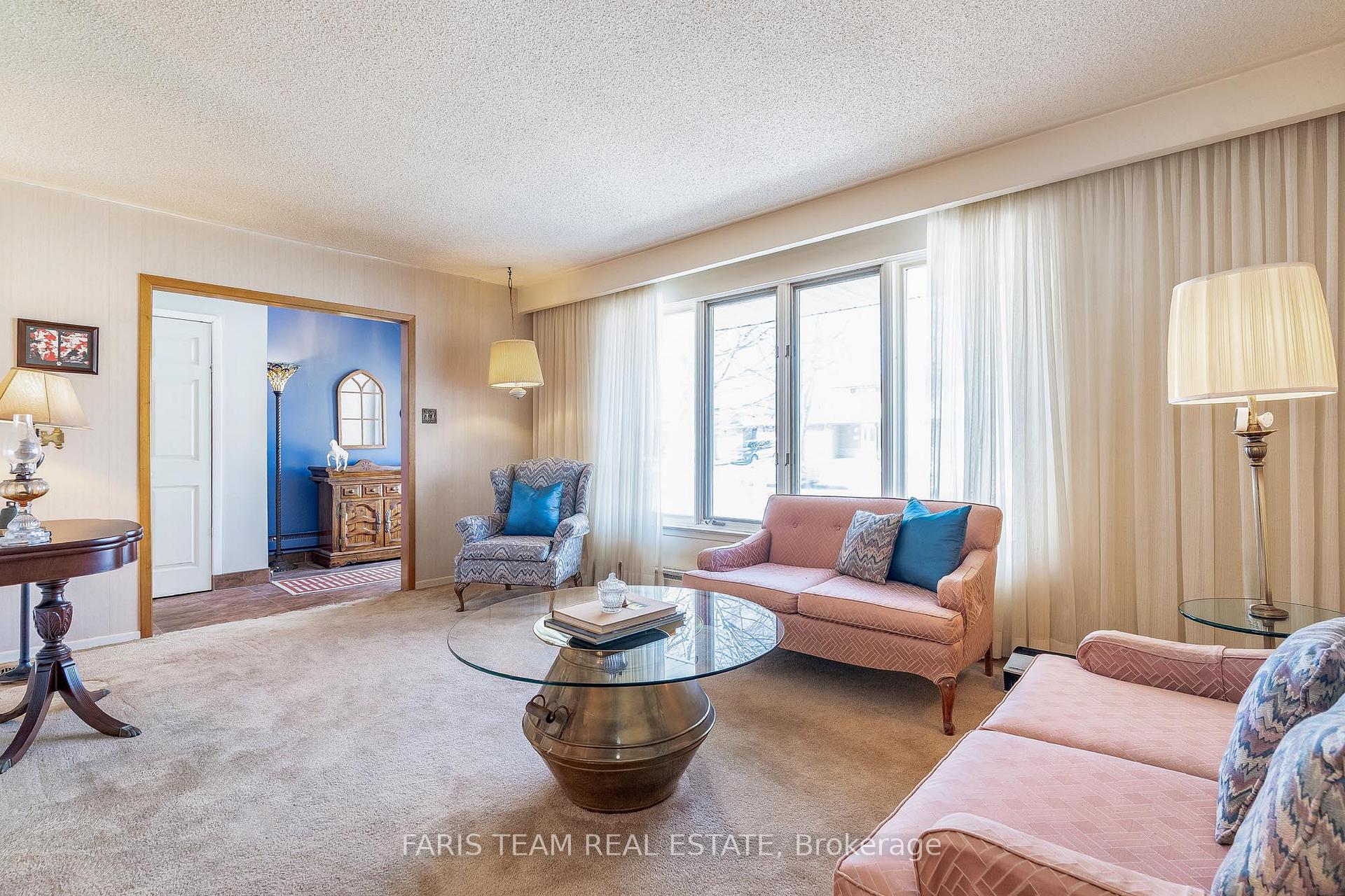 Photo 9 of 47 Briar Road, Barrie, Allandale Heights — HOMEH