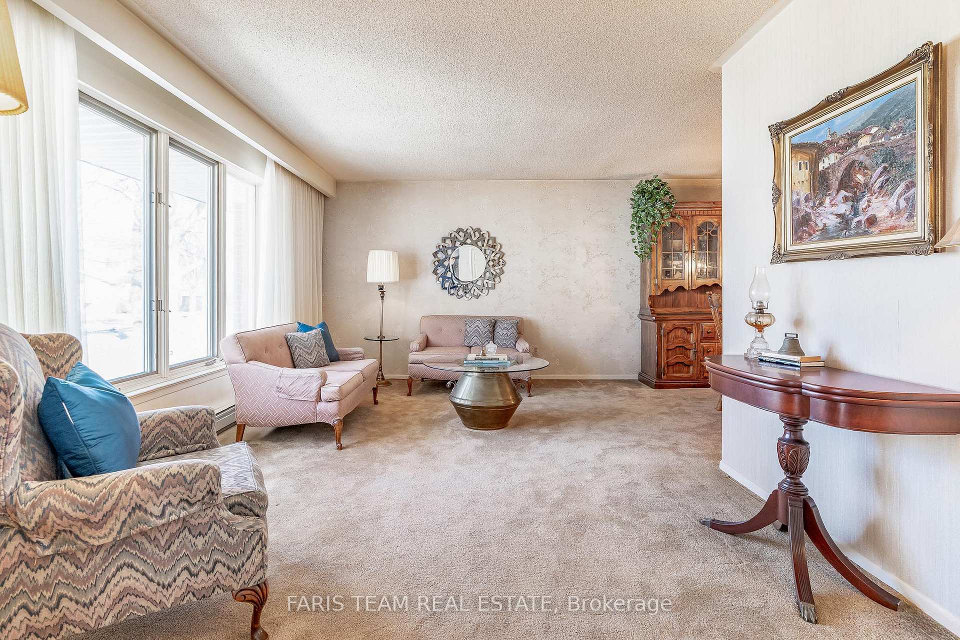 Photo 10 of 47 Briar Road, Barrie, Allandale Heights — HOMEH