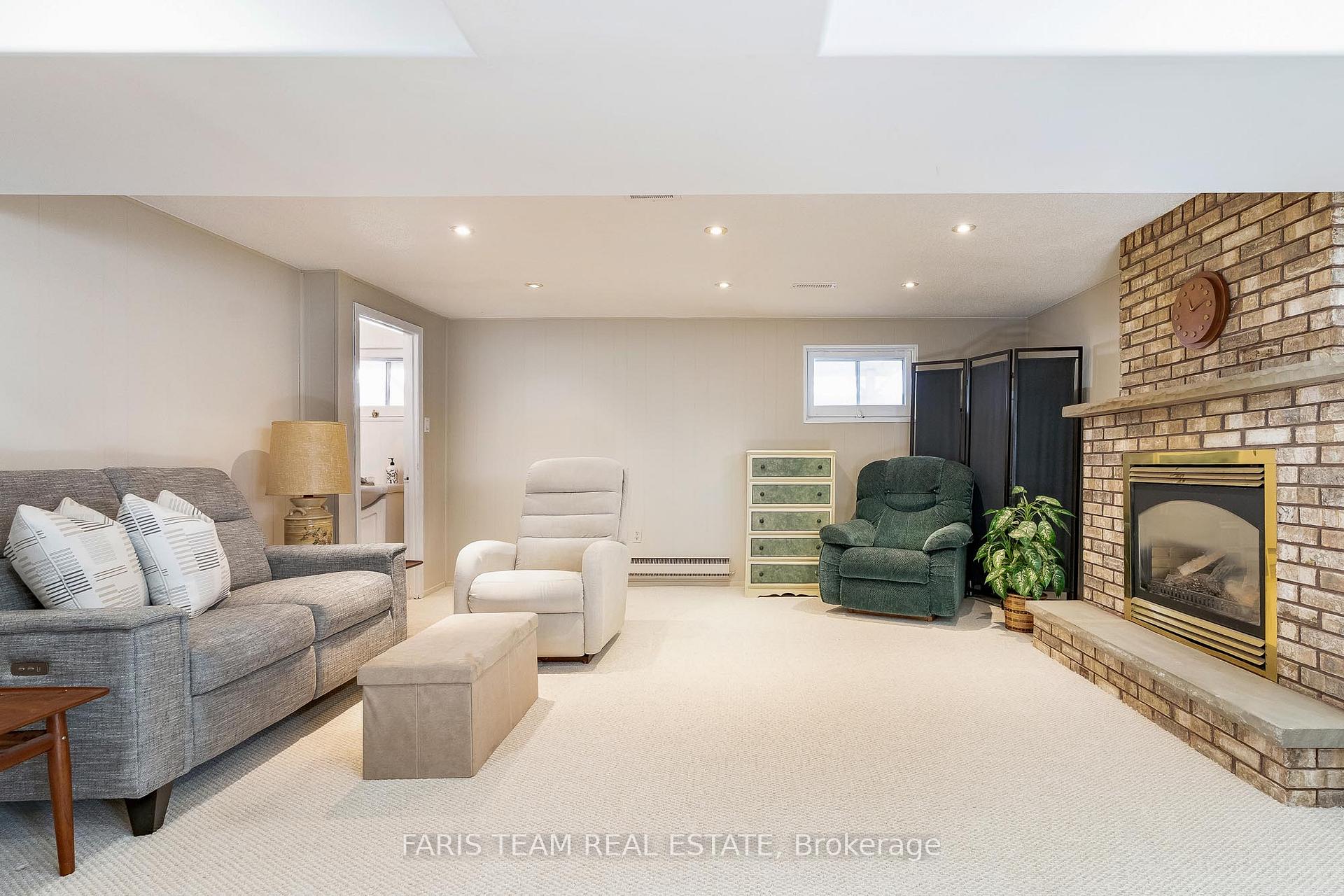 Photo 15 of 47 Briar Road, Barrie, Allandale Heights — HOMEH