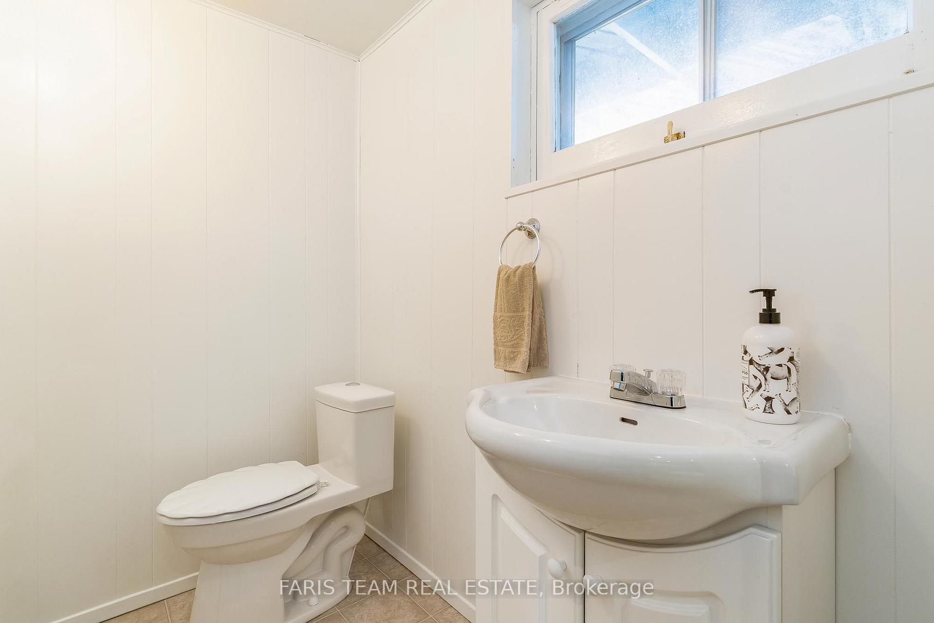Photo 18 of 47 Briar Road, Barrie, Allandale Heights — HOMEH