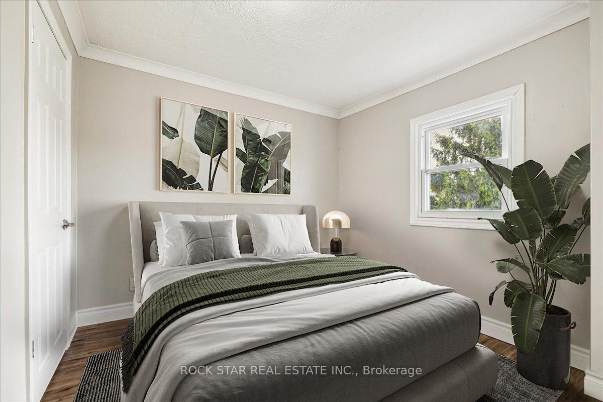 Photo 32 of 223 Weir Street N, Hamilton, Homeside — HOMEH