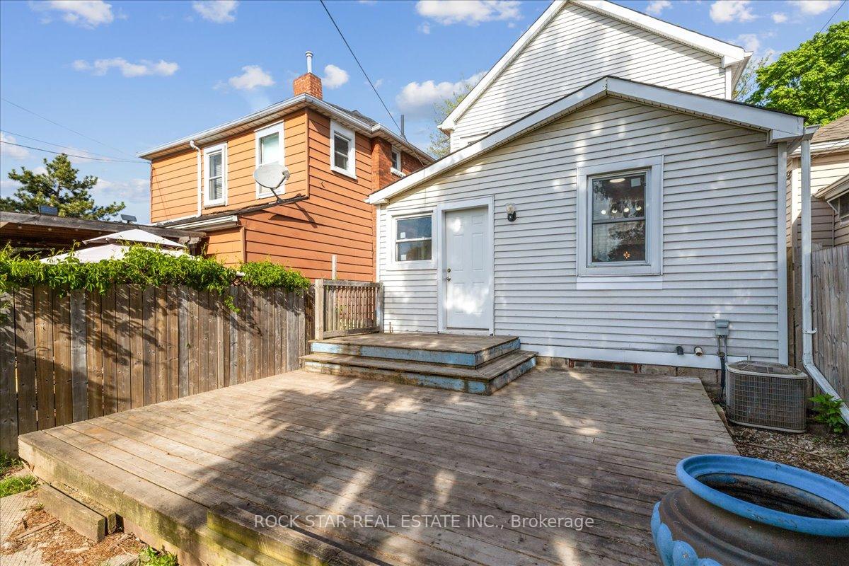 Photo 44 of 223 Weir Street N, Hamilton, Homeside — HOMEH