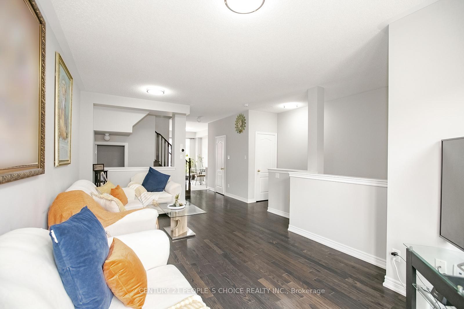 Photo 5 of 85 Sea Drifter Crescent, Brampton, Bram East — HOMEH