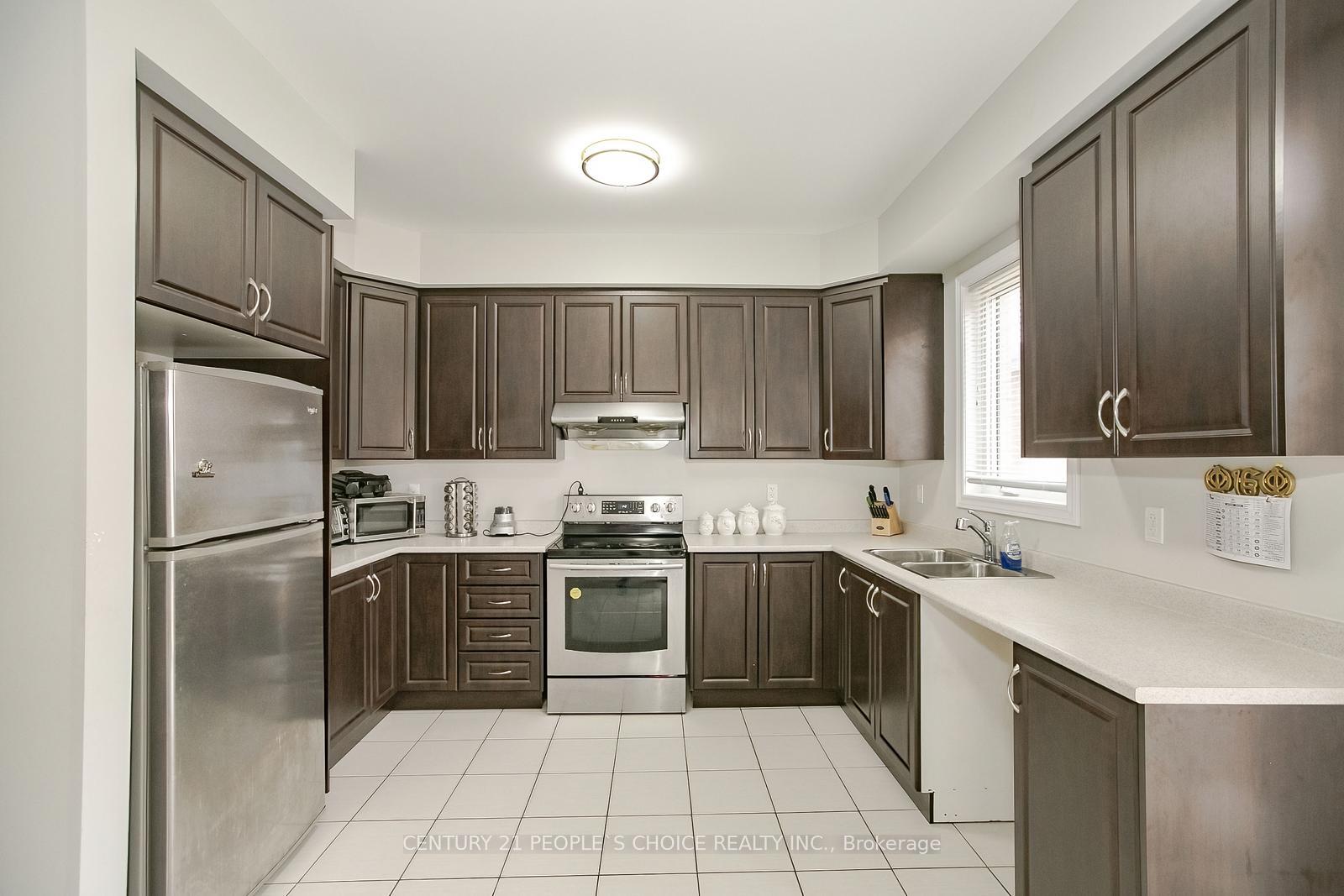Photo 4 of 85 Sea Drifter Crescent, Brampton, Bram East — HOMEH