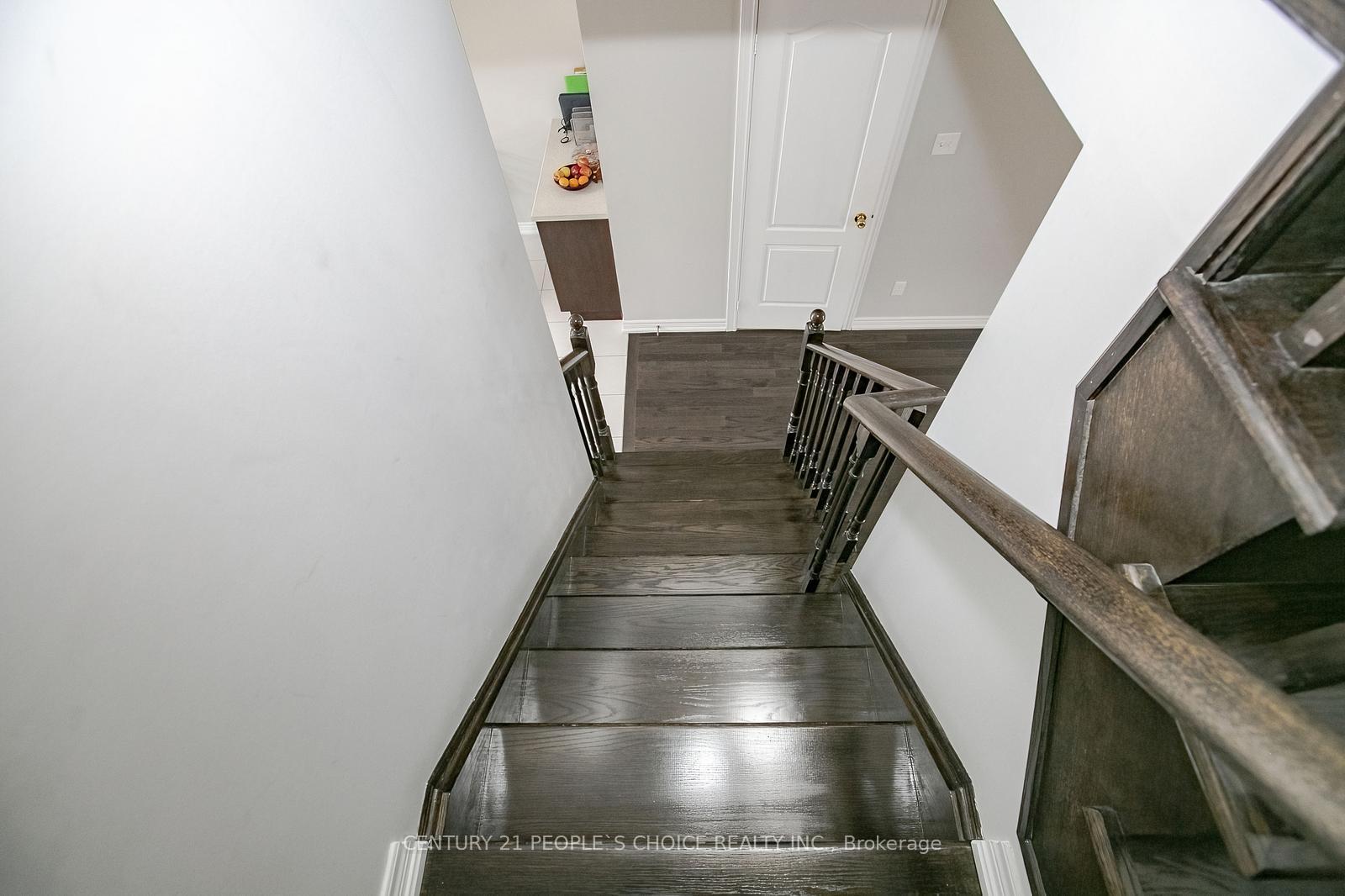 Photo 7 of 85 Sea Drifter Crescent, Brampton, Bram East — HOMEH