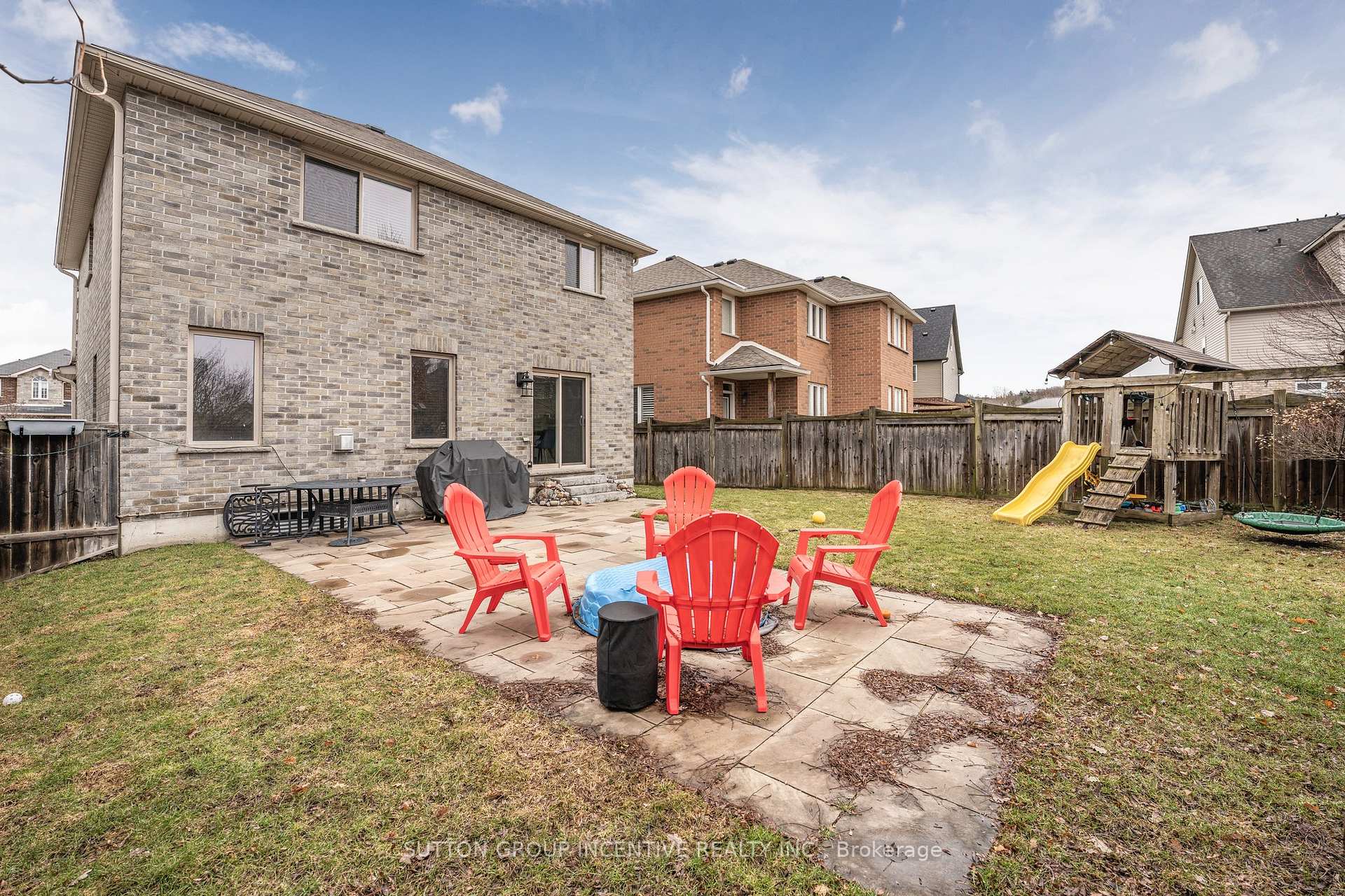 Photo 1 of 8 Kierland Road, Barrie, Ardagh — HOMEH