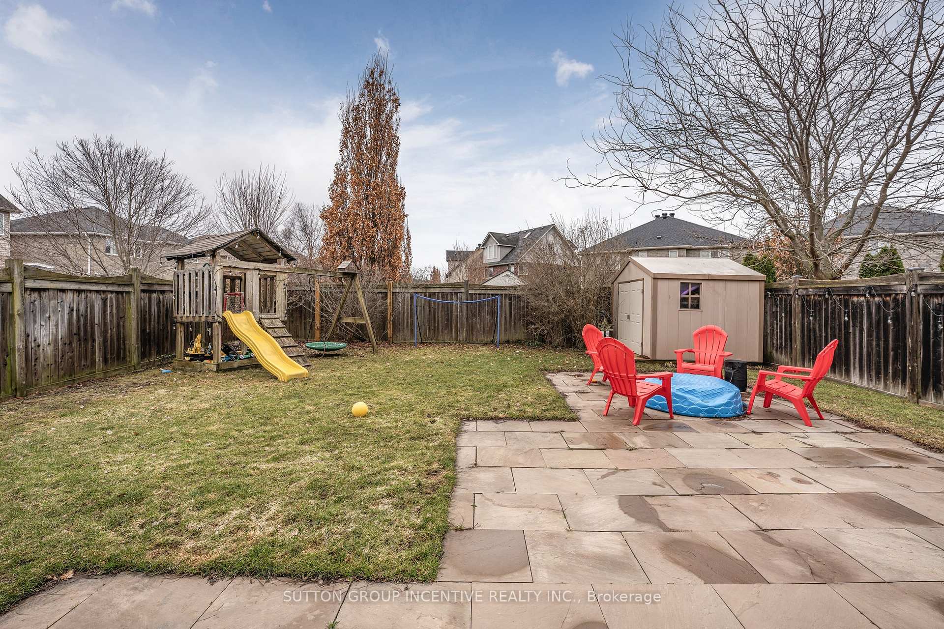 Photo 2 of 8 Kierland Road, Barrie, Ardagh — HOMEH