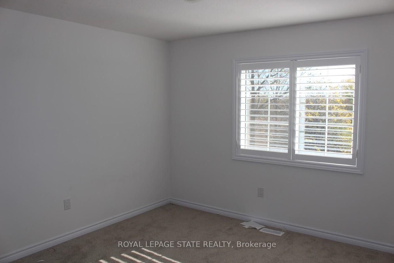 Photo 33 of 44 mccurdy Avenue, Hamilton, Waterdown — HOMEH