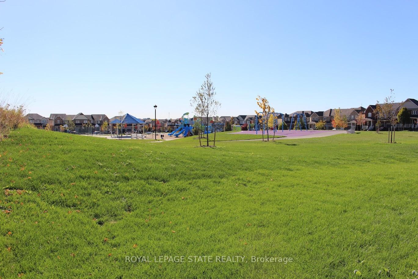 Photo 37 of 44 mccurdy Avenue, Hamilton, Waterdown — HOMEH