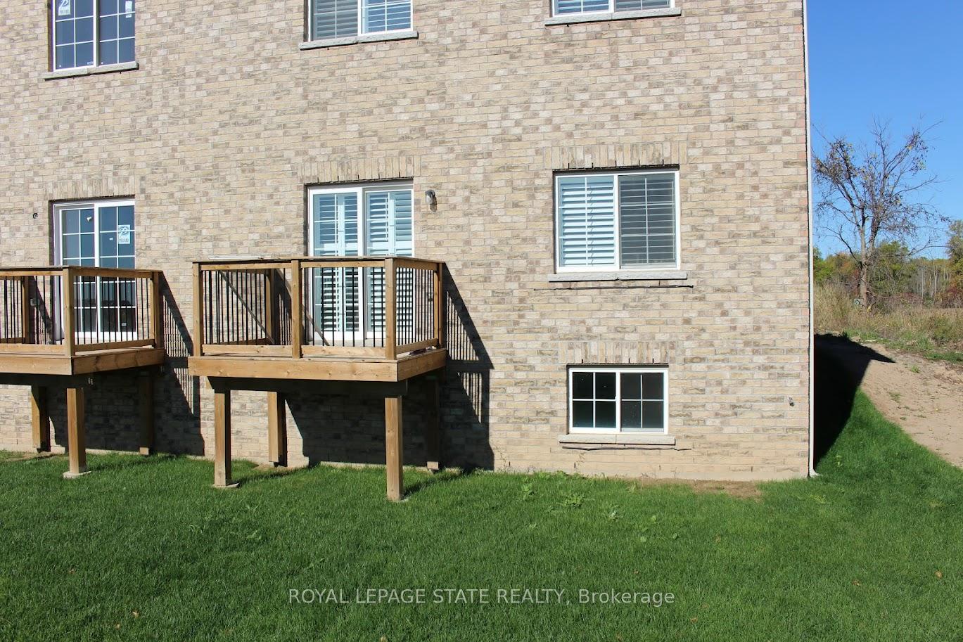 Photo 38 of 44 mccurdy Avenue, Hamilton, Waterdown — HOMEH