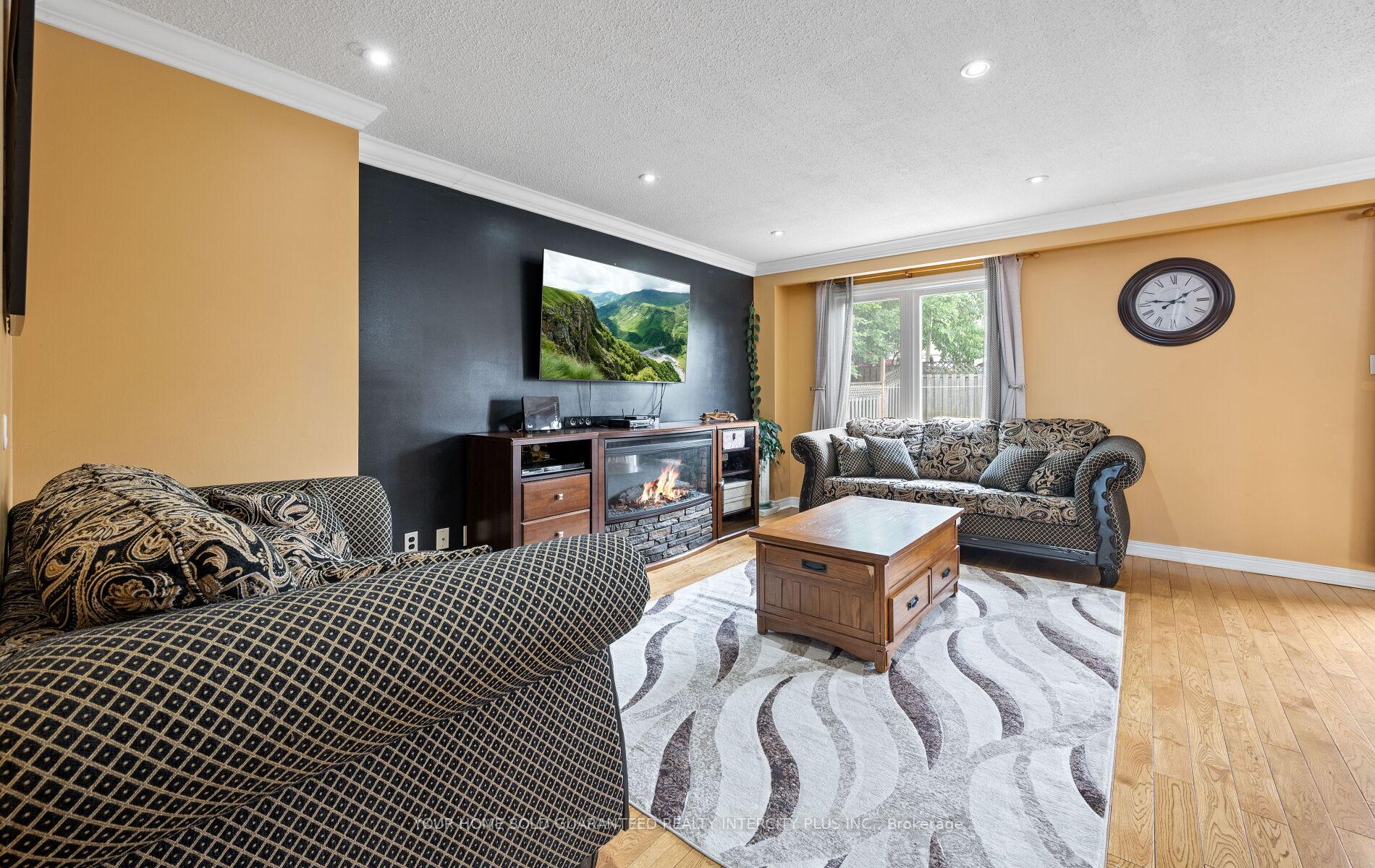 Photo 38 of 33 Merton Road, Brampton, Brampton North — HOMEH