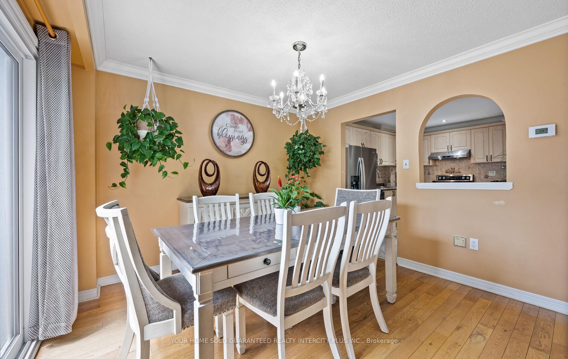 Photo 40 of 33 Merton Road, Brampton, Brampton North — HOMEH