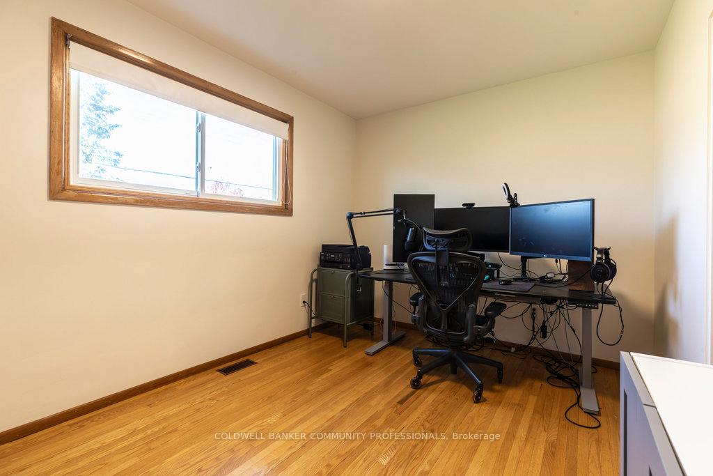 Photo 23 of 112 Nash Road S, Hamilton, Corman — HOMEH