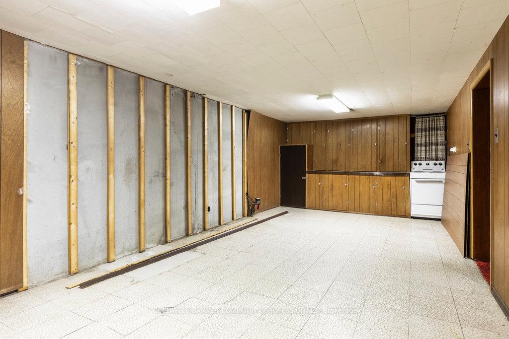 Photo 37 of 112 Nash Road S, Hamilton, Corman — HOMEH