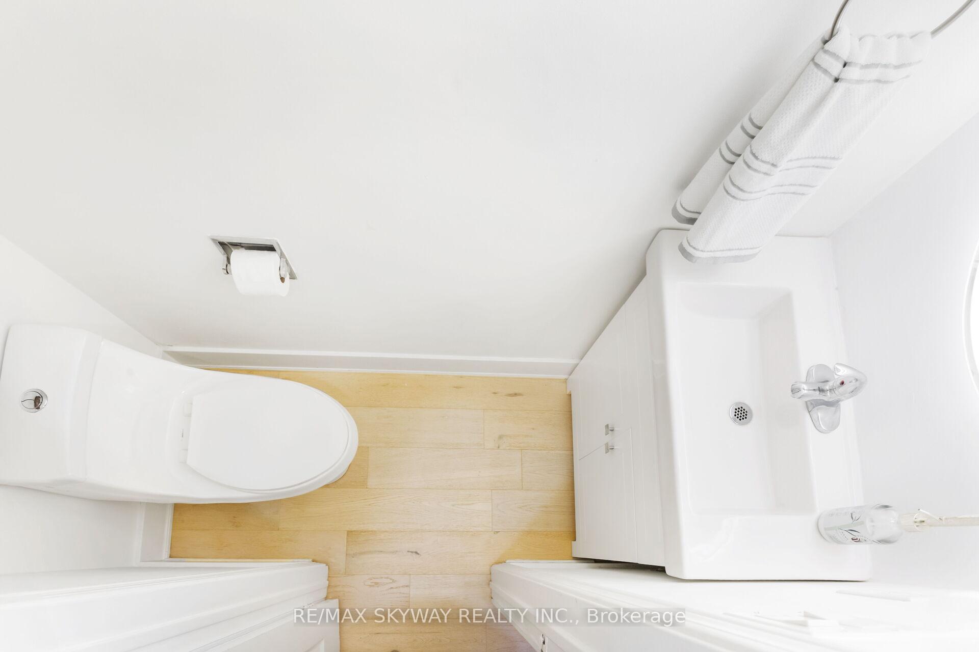 Photo 9 of 94 Sandmere Avenue, Brampton, Heart Lake West — HOMEH