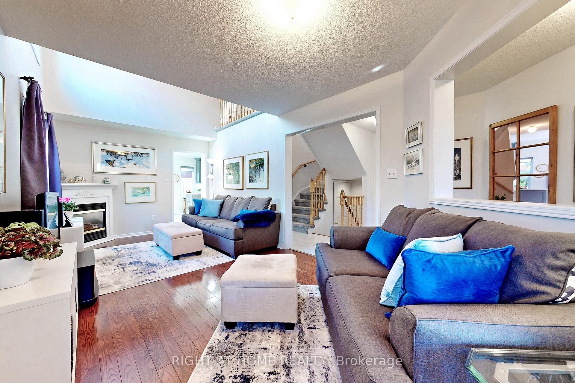Photo 37 of 117 Lent Crescent, Brampton, Fletcher's West — HOMEH