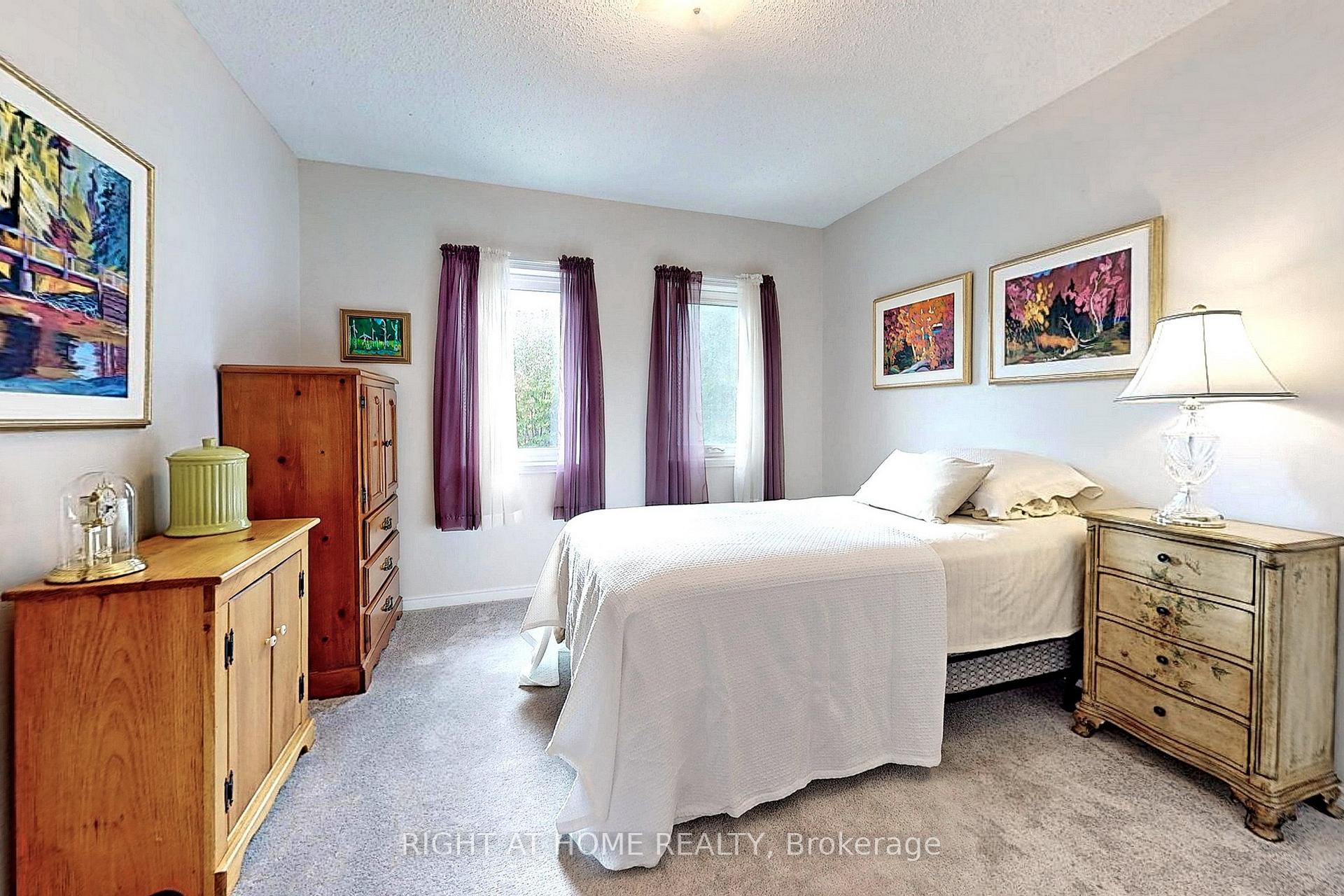Photo 25 of 117 Lent Crescent, Brampton, Fletcher's West — HOMEH