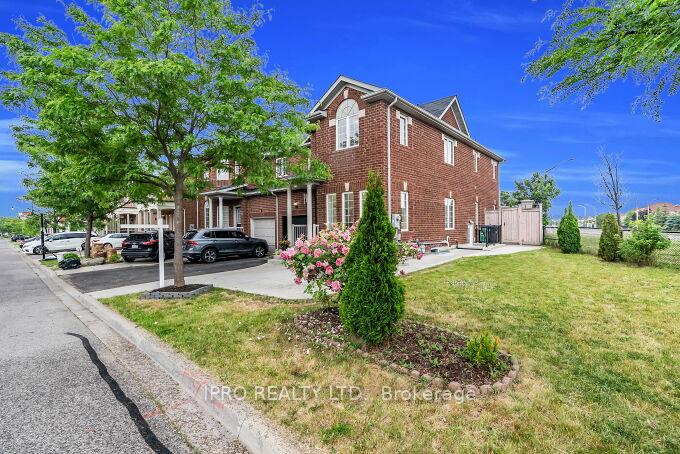 Photo 10 of 72 Commodore Drive, Brampton, Credit Valley — HOMEH