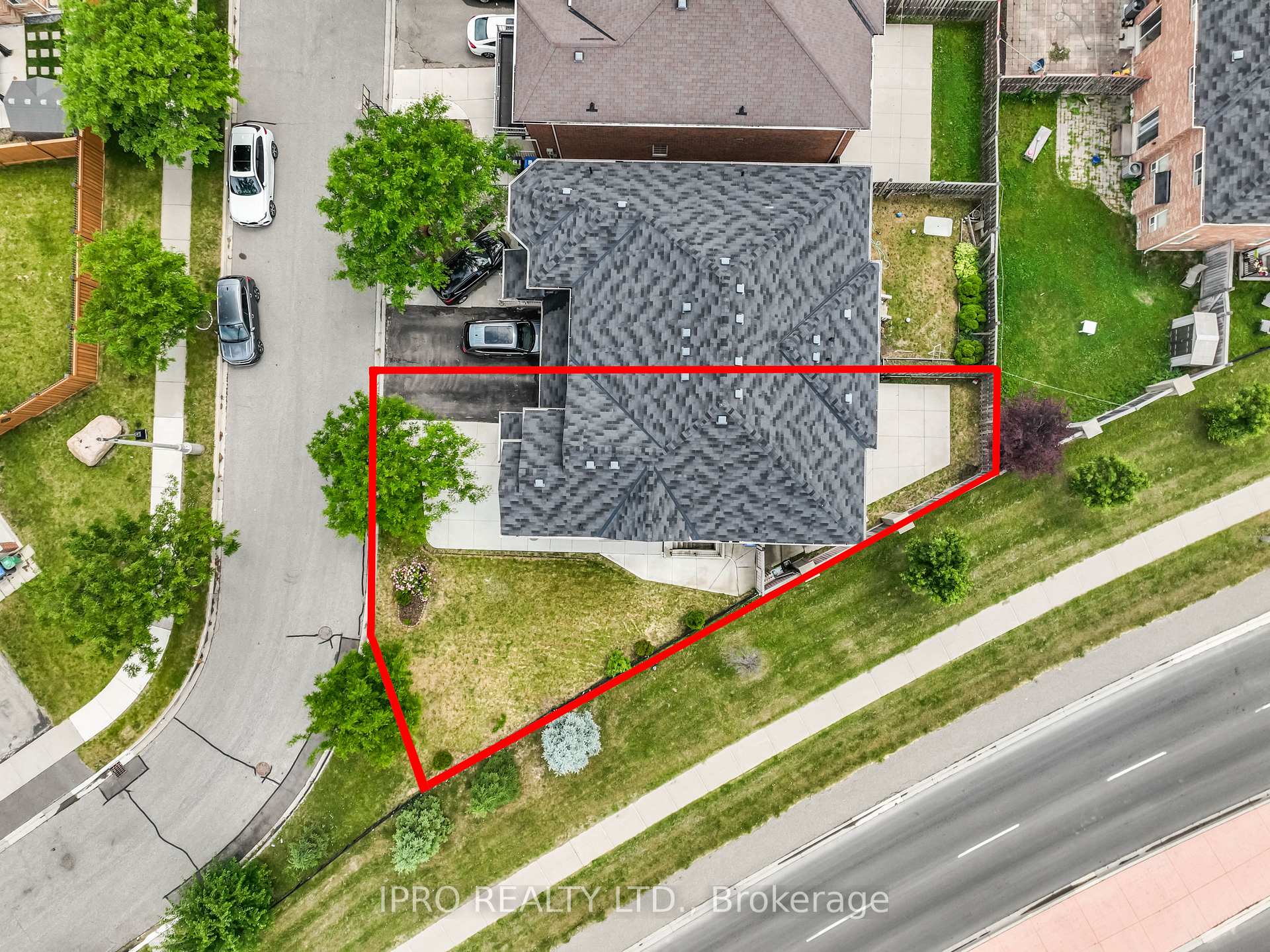 Photo 41 of 72 Commodore Drive, Brampton, Credit Valley — HOMEH