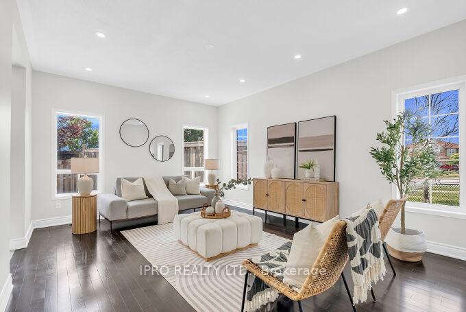 Photo 32 of 72 Commodore Drive, Brampton, Credit Valley — HOMEH
