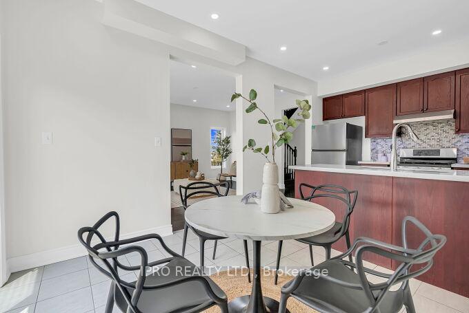 Photo 17 of 72 Commodore Drive, Brampton, Credit Valley — HOMEH