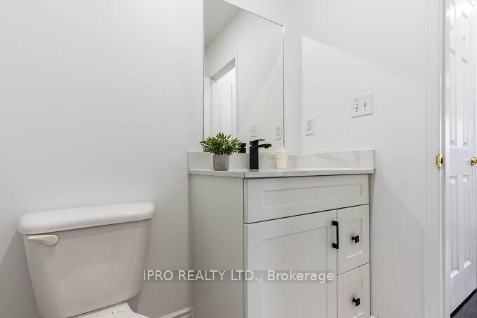 Photo 12 of 72 Commodore Drive, Brampton, Credit Valley — HOMEH