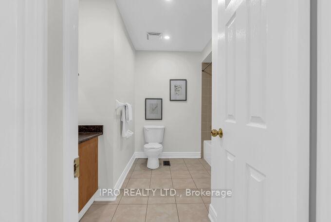 Photo 19 of 72 Commodore Drive, Brampton, Credit Valley — HOMEH