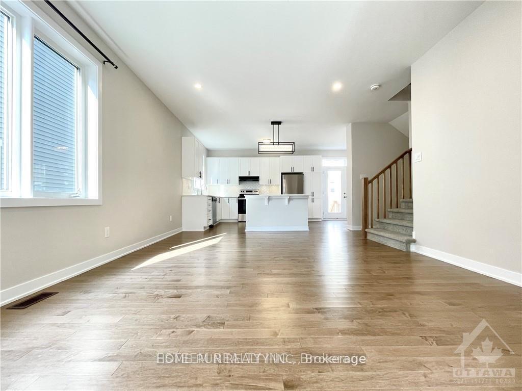 Photo 2 of 329 Canadensis Lane, Ottawa, Barrhaven - Half Moon Bay — HOMEH
