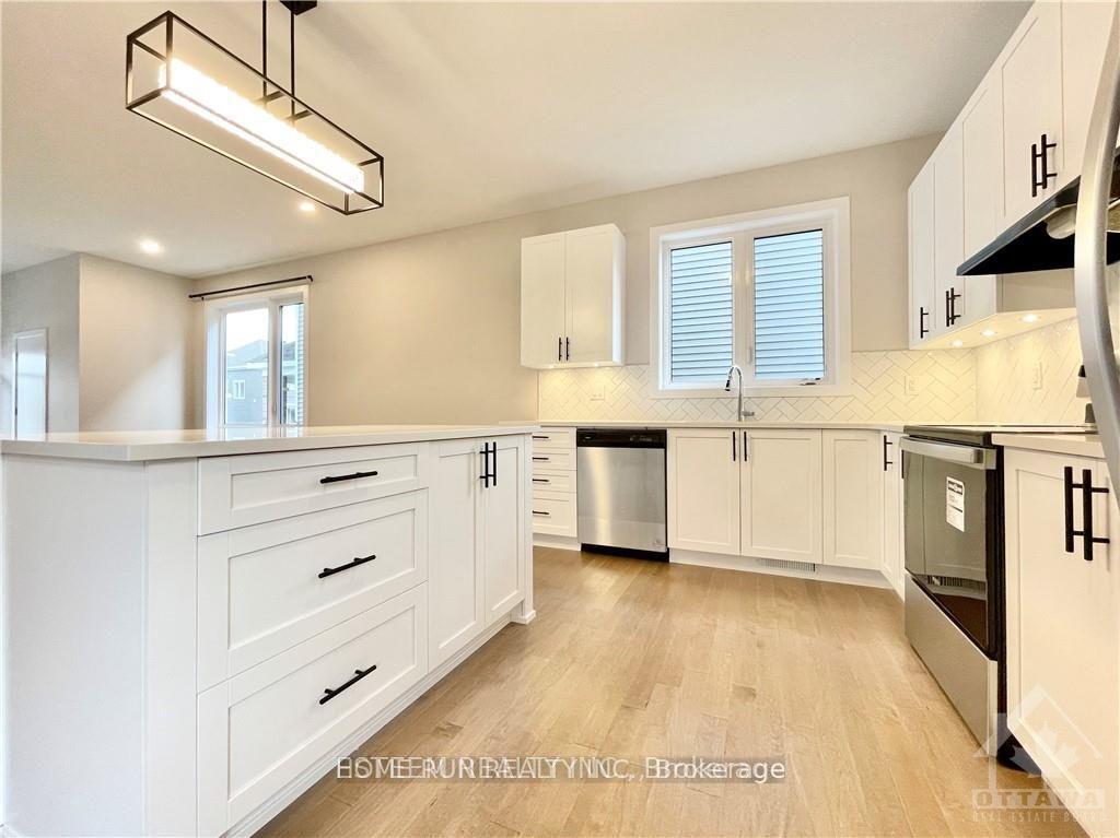 Photo 9 of 329 Canadensis Lane, Ottawa, Barrhaven - Half Moon Bay — HOMEH