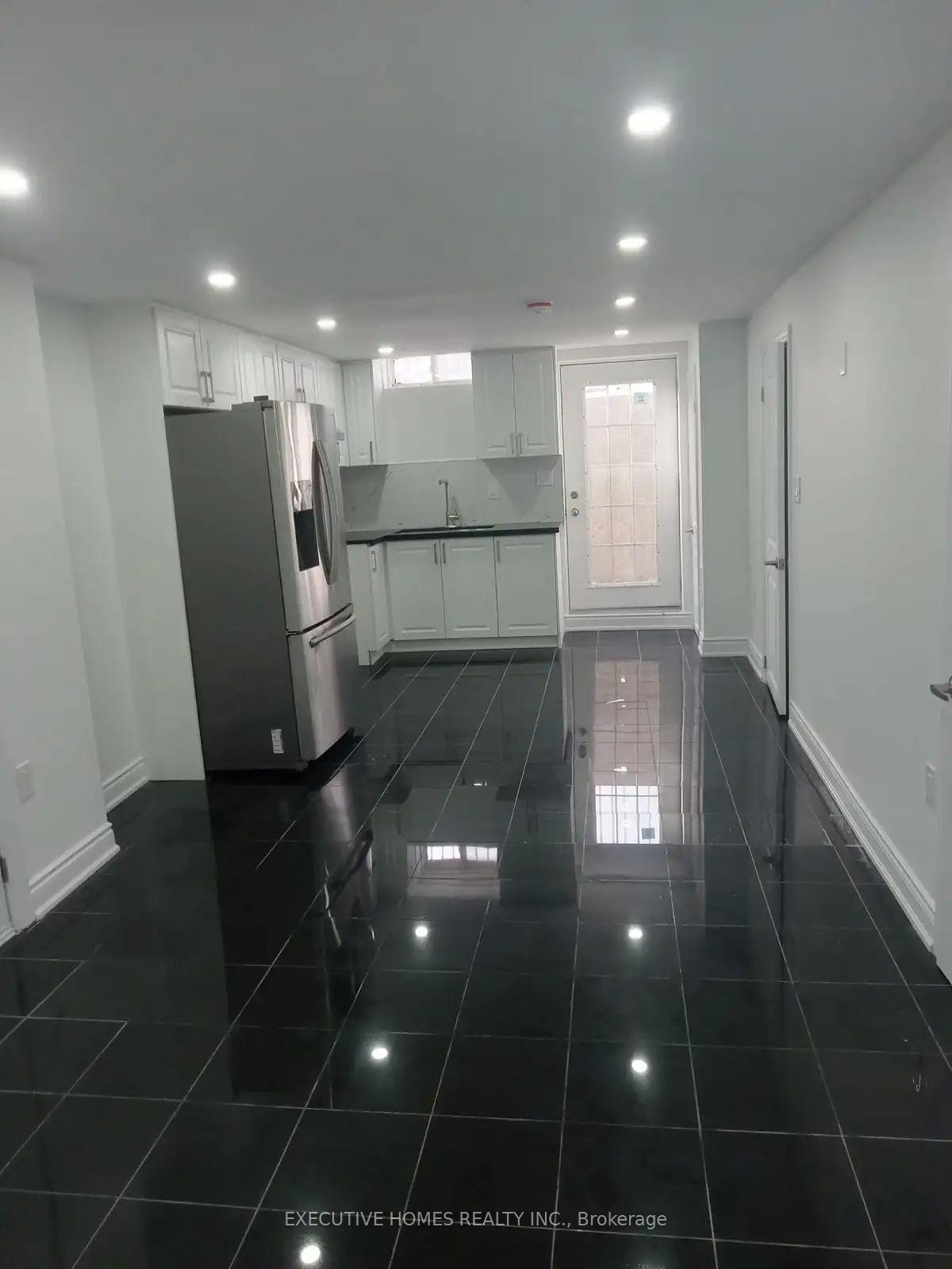 Photo 1 of Unit Basement, 146 Sandyshores Drive E, Brampton, Sandringham-Wellington — HOMEH