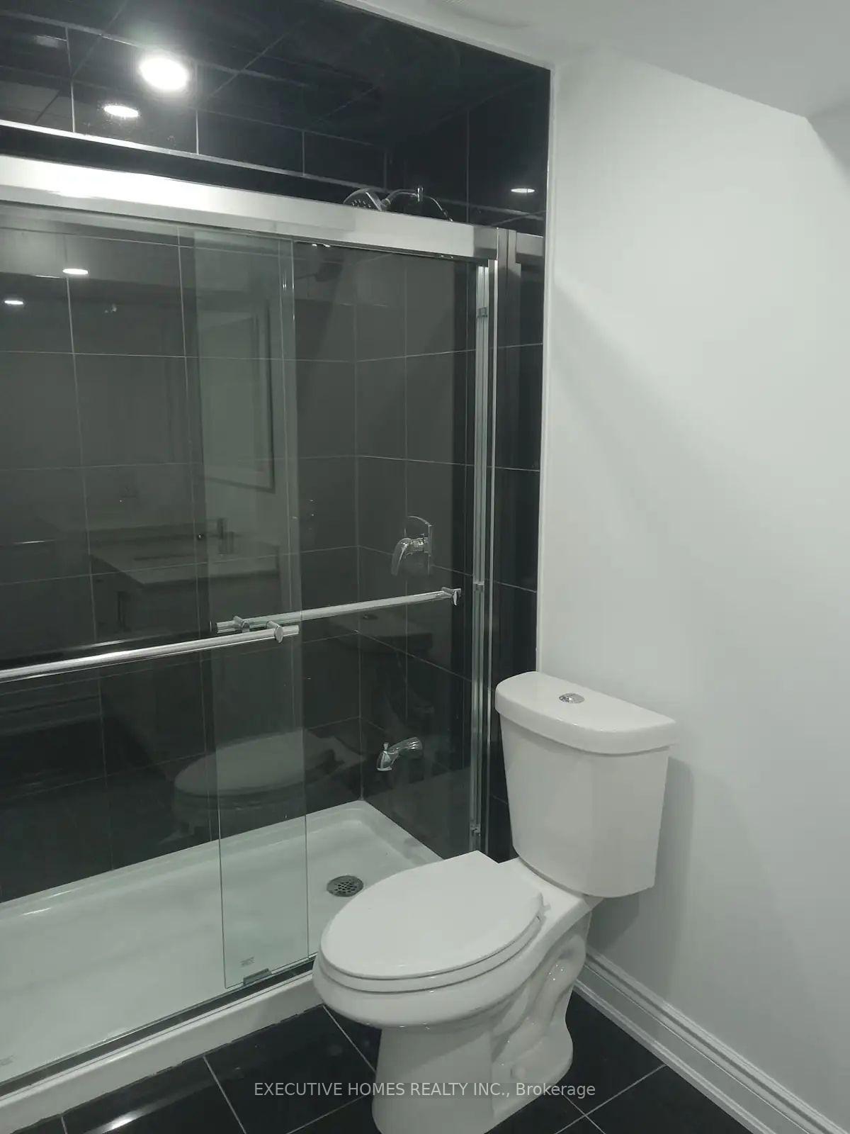 Photo 3 of Unit Basement, 146 Sandyshores Drive E, Brampton, Sandringham-Wellington — HOMEH