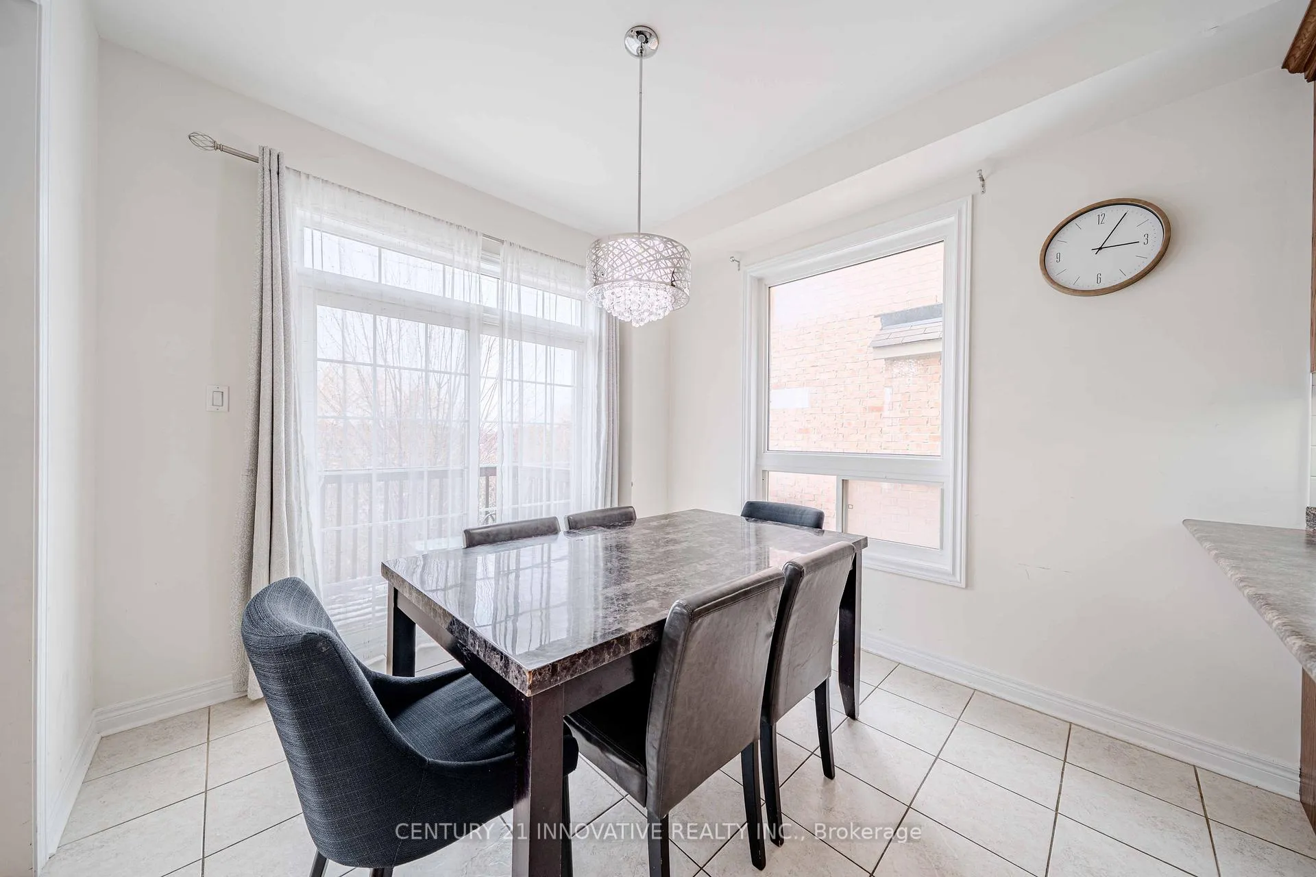 Photo 8 of 50 Everingham Circle, Brampton, Sandringham-Wellington — HOMEH