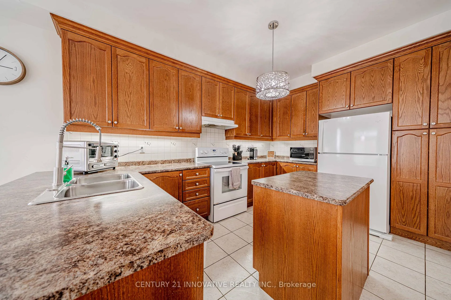 Photo 9 of 50 Everingham Circle, Brampton, Sandringham-Wellington — HOMEH