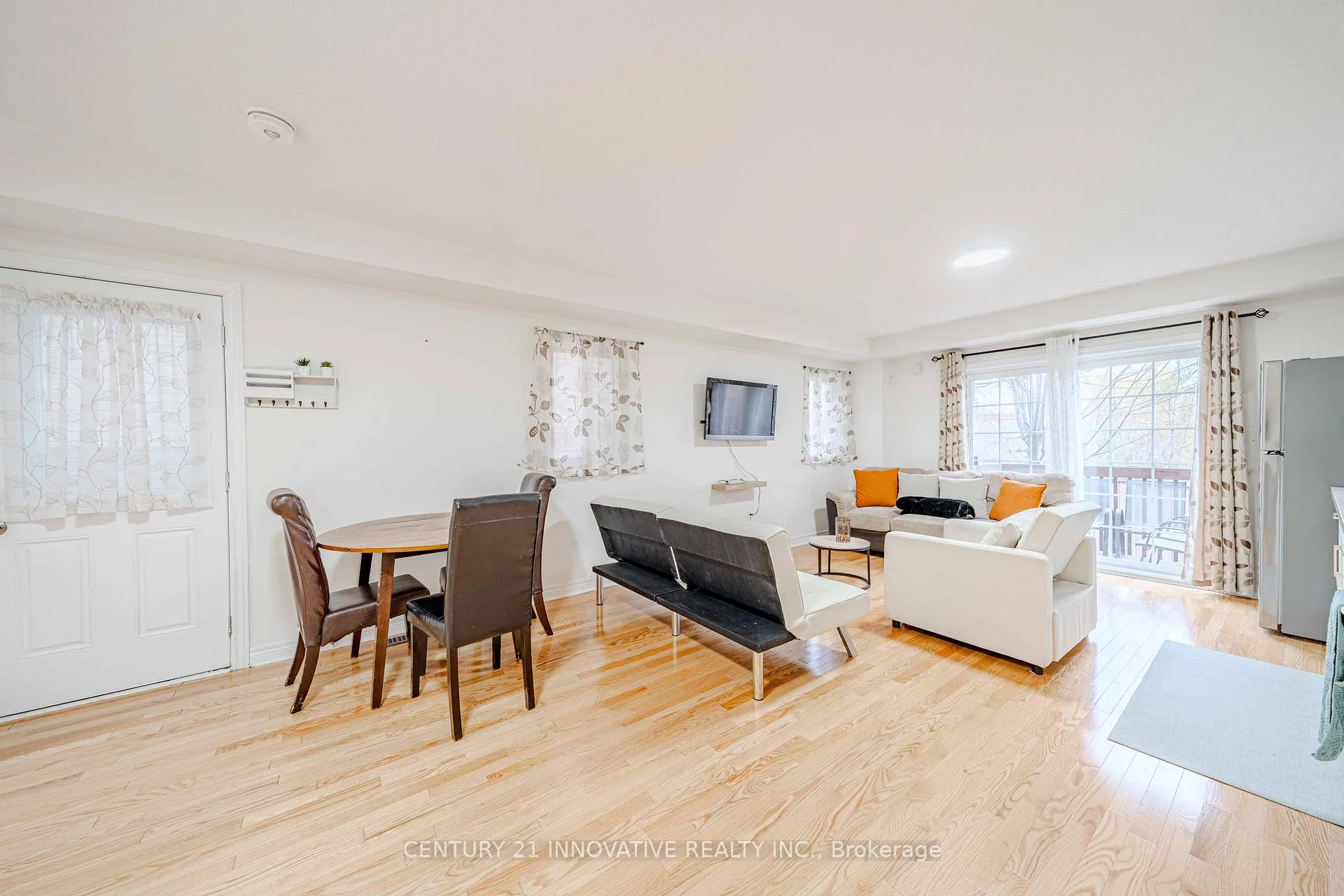 Photo 36 of 50 Everingham Circle, Brampton, Sandringham-Wellington — HOMEH