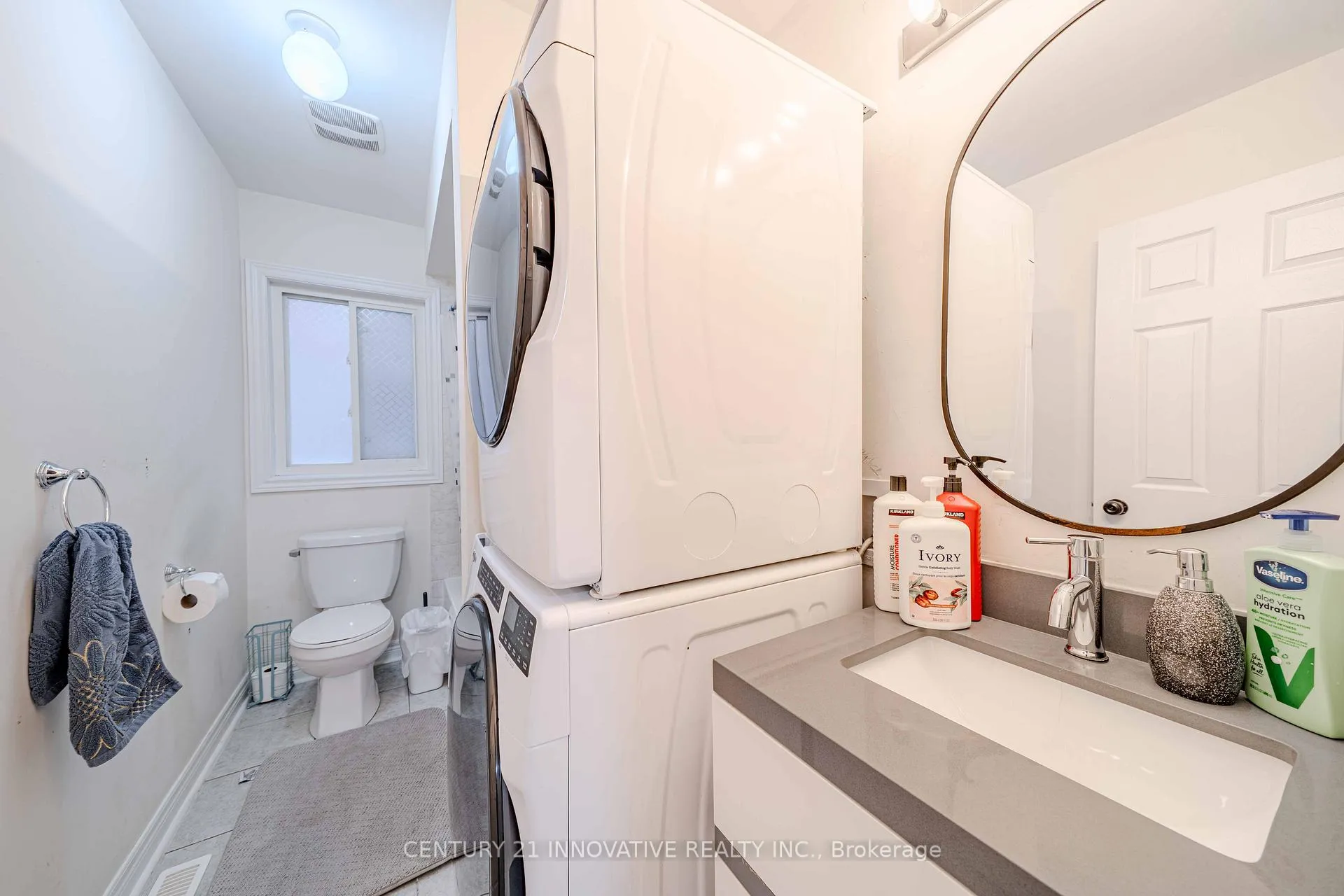 Photo 42 of 50 Everingham Circle, Brampton, Sandringham-Wellington — HOMEH
