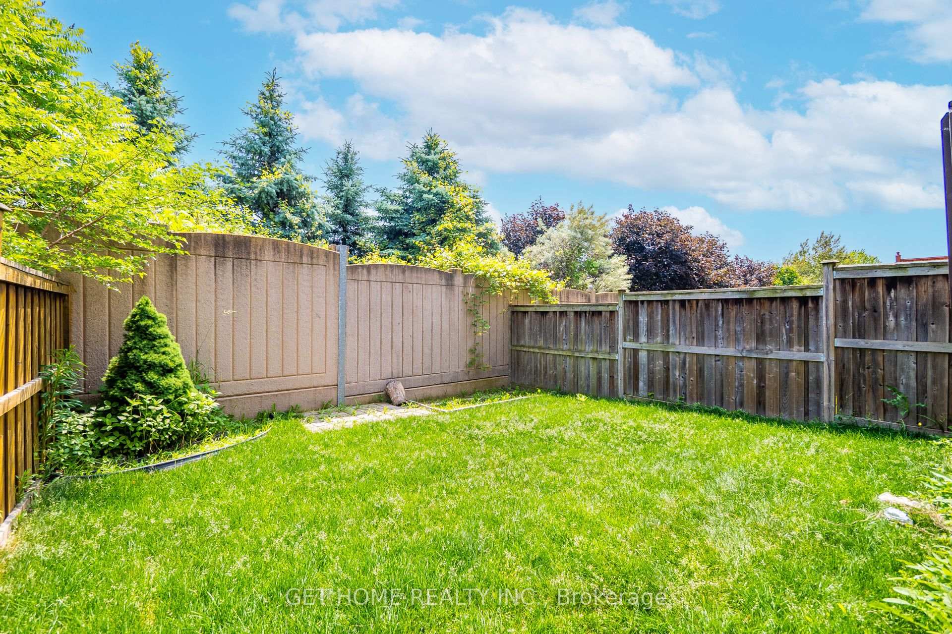 Photo 43 of 84 Calm Waters Crescent, Brampton, Madoc — HOMEH